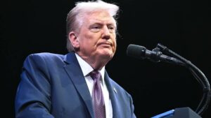 Carta atribuida a Trump y dirigida a Epstein es falsa, asegura Casa Blanca