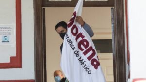 Las banderas de la 4T, en crisis: Segalmex, Romo y ahora la Marina