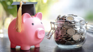 Beca de Aprovechamiento SMSEM 2025: requisitos y fechas de inscripción en septiembre