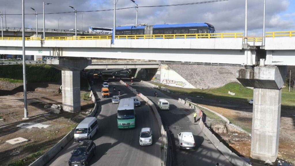 Choques y caídas al vacío en el Puente de la Concordia