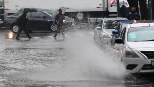 Se registran fuertes lluvias y chubascos en CDMX y Edomex