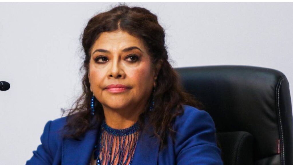 Clara Brugada lamenta la muerte de un estudiante en el CCH Sur; UNAM suspende clases y Fiscalía CDMX investiga los hechos.