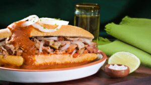 Día Municipal de la Torta Ahogada en Guadalajara tendrá tortas gratis: ¿cuándo y dónde?