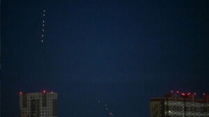 Rusia dispara más de 500 drones y misiles contra Ucrania