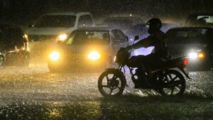 Activan Alertas Púrpura y Roja en CDMX por lluvias torrenciales este martes