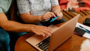 ¿Qué cuentas quedan fuera del nuevo límite para transferencias bancarias?