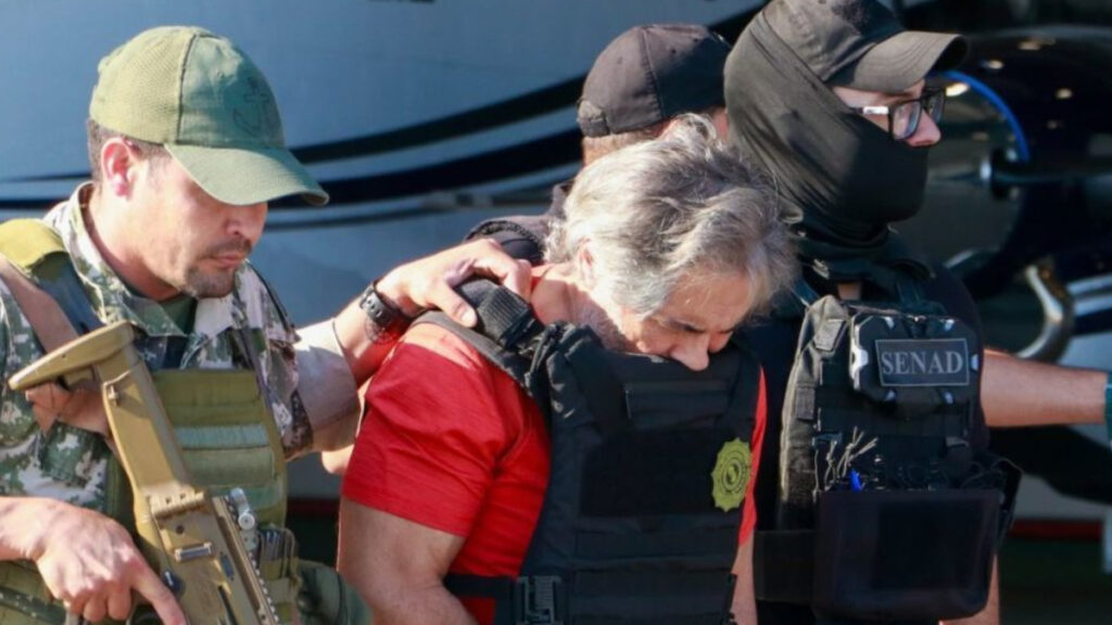 Nueva orden de aprehensión contra Hernán Bermúdez