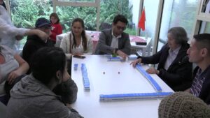 ¿Qué ritmo secreto comparten todos los idiomas del mundo? La ciencia responde