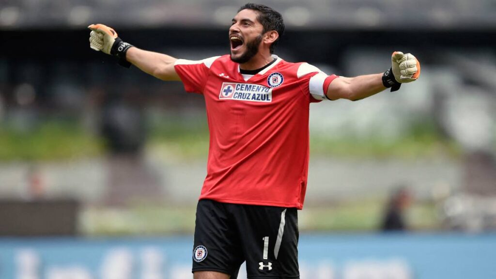 Se retira Jesús Corona: 5 datos relevantes de la leyenda en la portería