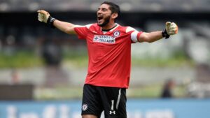 Se retira Jesús Corona: 5 datos relevantes de la leyenda en la portería