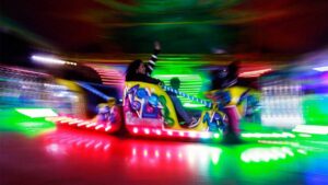 Falla en juego mecánico en feria de Juárez, Nuevo León, deja al menos 2 lesionados