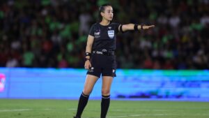 Árbitra mexicana Katia García hará historia en Mundial Sub-20 de Chile