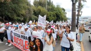 Marchan en Durango para exigir justicia por la muerte de Paloma Nicole