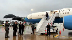 Marco Rubio ya está en México; secretario de Estado de EE. UU. arriba al AIFA