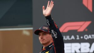 Verstappen se queda con la pole en Bakú dentro de una qualy históricamente caótica