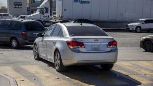 Gobernadora de BC ve cumplido el objetivo de regularizar autos chocolate