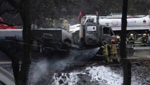 Explosión de pipa deja 4 muertos; la cifra puede aumentar, varios heridos se reportan graves