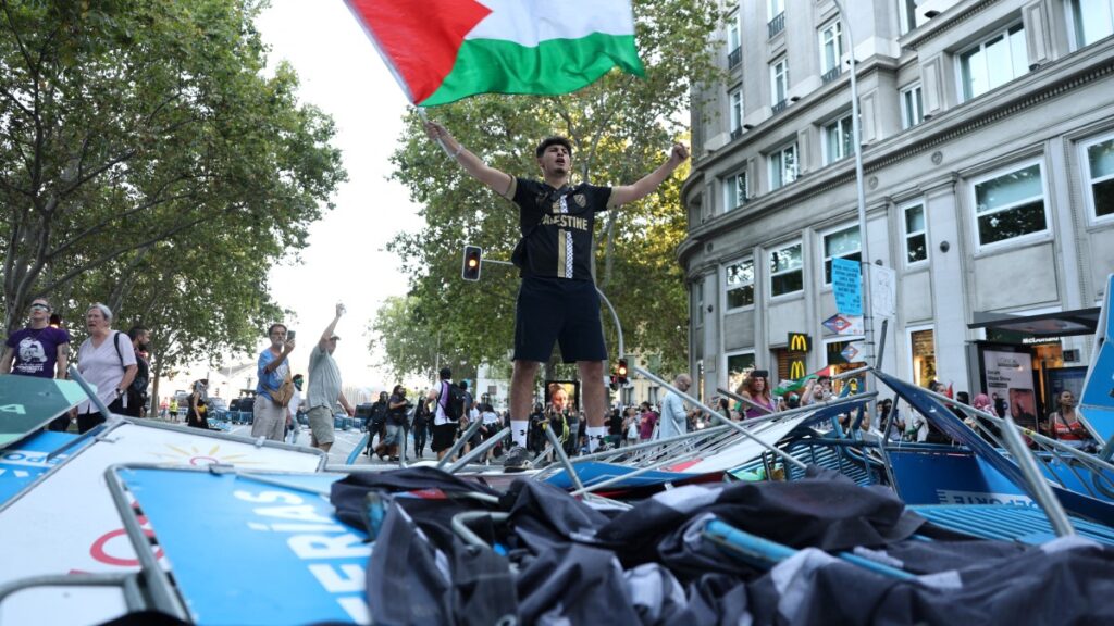 Protestas propalestinas en Madrid obligan a cancelar última etapa de la Vuelta a España
