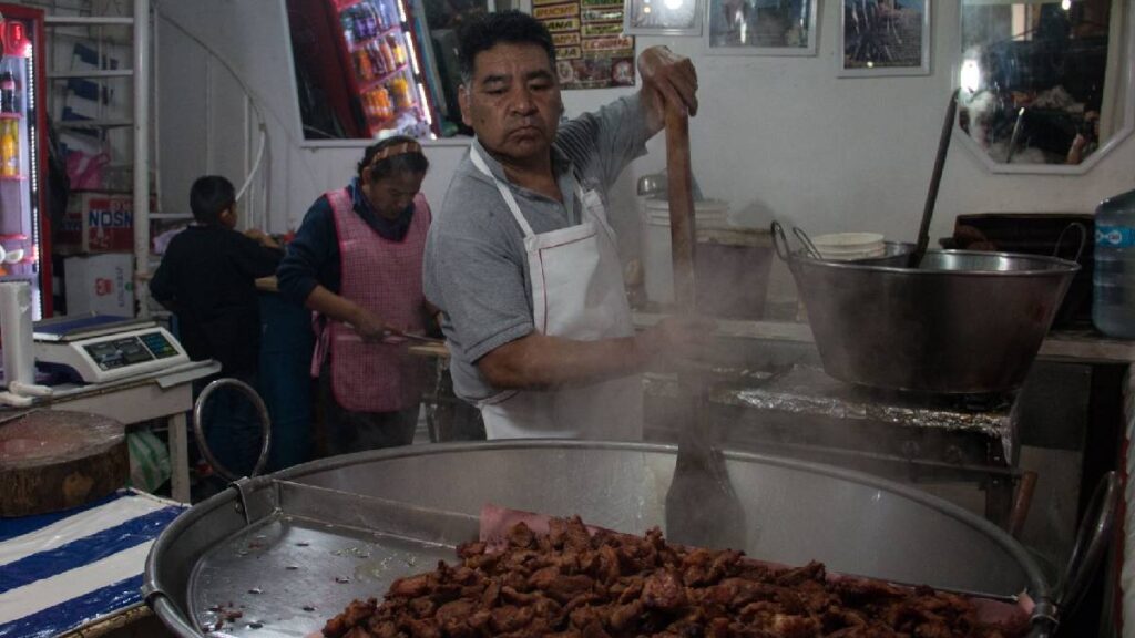 Carnitas michoacanas tendrán sello de calidad