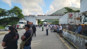 Bloquean Autopista del Sol en Chilpancingo por presencia de hombres armados