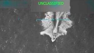 Once “narcoterroristas” murieron en ataque naval de EE. UU. en el Caribe; Trump difunde video