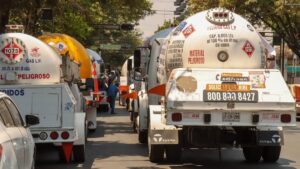 CDMX endurece reglas para transporte de materiales peligrosos