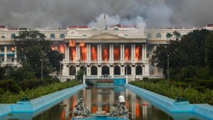 SRE emite aviso para mexicanos en Nepal tras intensas protestas