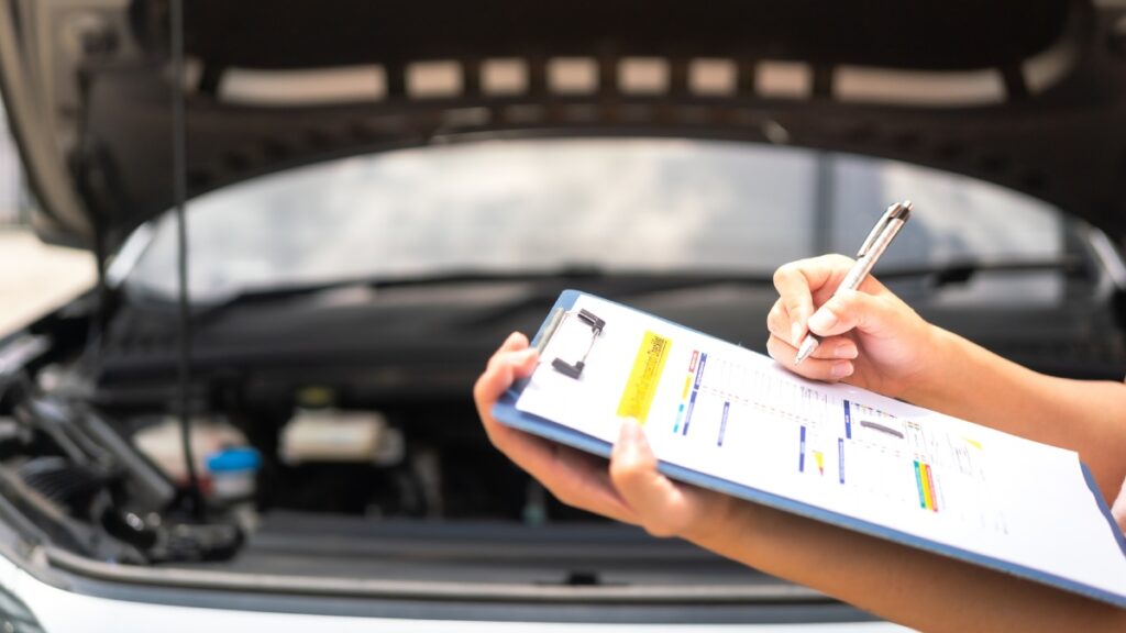 ¿Qué autos pueden hacer la verificación extemporánea en Edomex sin pagar multa?