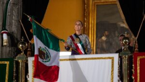 ¿Quiénes son las mujeres que nombró Sheinbaum en su arenga del Grito de Independencia?