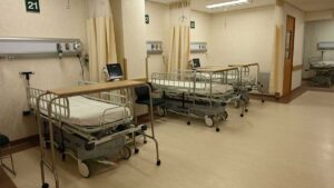 Muere recién nacido por negligencia frente a una clínica del IMSS en Nayarit