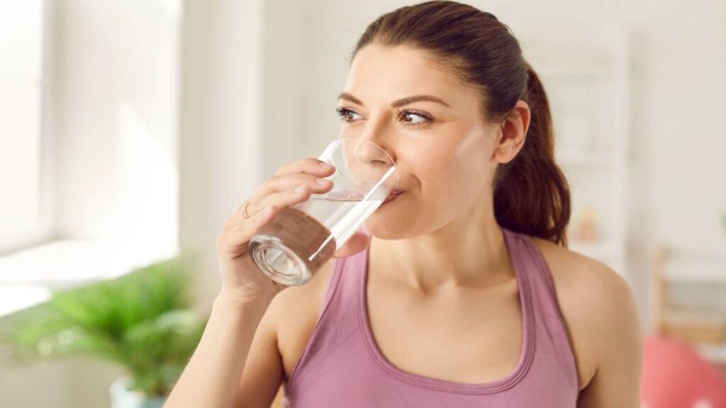 La regla de los 8 vasos: el método para tomar la cantidad exacta de agua todos los días