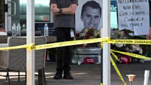 FBI interroga y libera a presunto sospechoso de ataque a Kirk