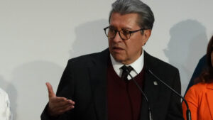 Jornada laboral de 40 horas no está en agenda de San Lázaro: Monreal