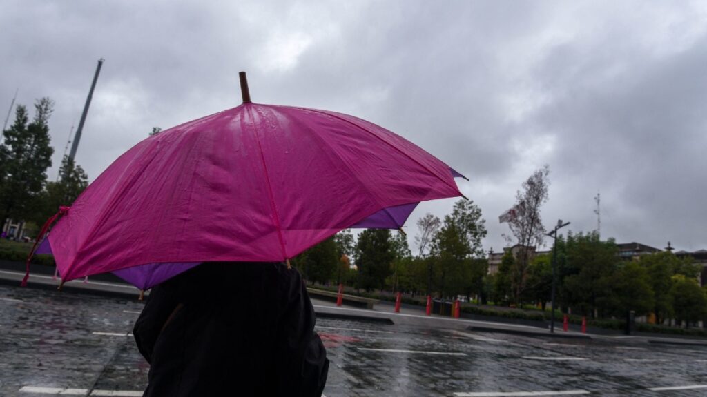 Se forma la depresión tropical Doce-E; causará lluvias de Guerrero a Jalisco
