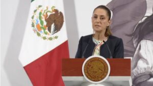 Marinos dieron permisos falsos para traficar diésel: Sheinbaum