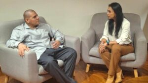 Llega a CDMX mexicano deportado por EE. UU. y retenido en Sudán del Sur