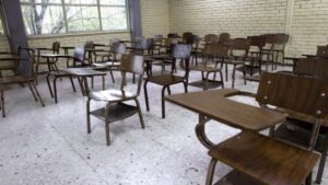 Suspenden clases en Coahuayana, Michoacán, por violencia