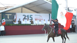 Encabeza Américo desfile cívico-militar: Tamaulipas celebra las Fiestas Patrias en paz