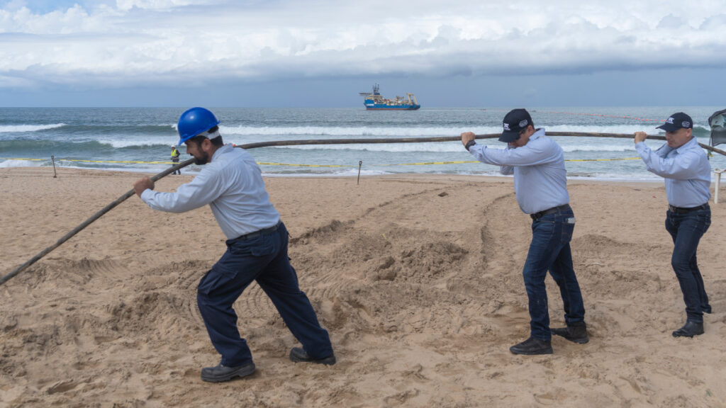 Cable Submarino de San José del Cabo a Mazatlán