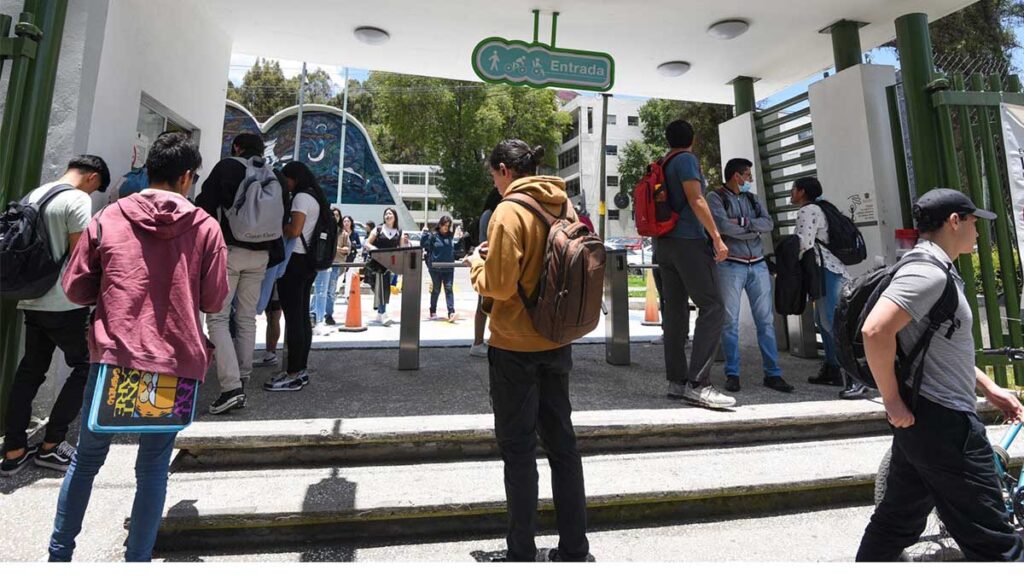 Habrá transporte gratuito para estudiantes en Juárez, NL.