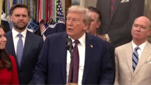 Trump presiona a Corte por aranceles: “Podríamos terminar como un país del tercer mundo”