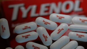 ¿Qué es el Tylenol? Trump relaciona consumo de paracetamol en el embarazo con el autismo