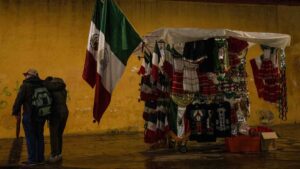 Festejan Grito en Chiapas con bailarina exótica