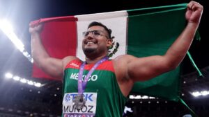 ¡Histórico! Uziel Muñoz conquista plata y rompe récord nacional en el Mundial de Atletismo Tokyo 2025