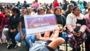 ¿Qué pasa si no recogiste tus vales de Mercomuna en el Zócalo CDMX?