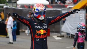 Max Verstappen conquista Bakú e iguala el récord de victorias de Checo Pérez