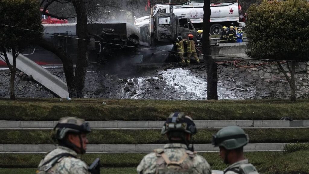 Aumenta a 13 el número de muertos tras explosión de pipa en Iztapalapa