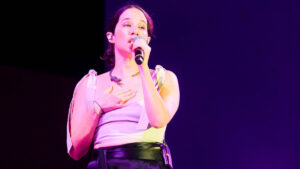 Ximena Sariñana lanza “No es igual”, una canción honesta y poderosa