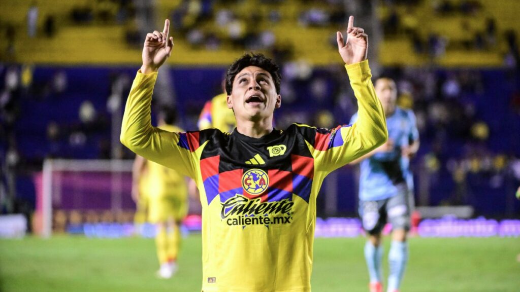 Ramón Juárez fue el héroe del Club América ante el Puebla. Imago 7