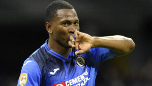 Bryan Angulo, exjugador de Cruz Azul, sufre ataque armado en Ecuador: impactantes videos